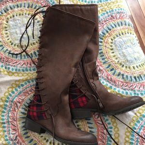 Lace-up boots NWOT